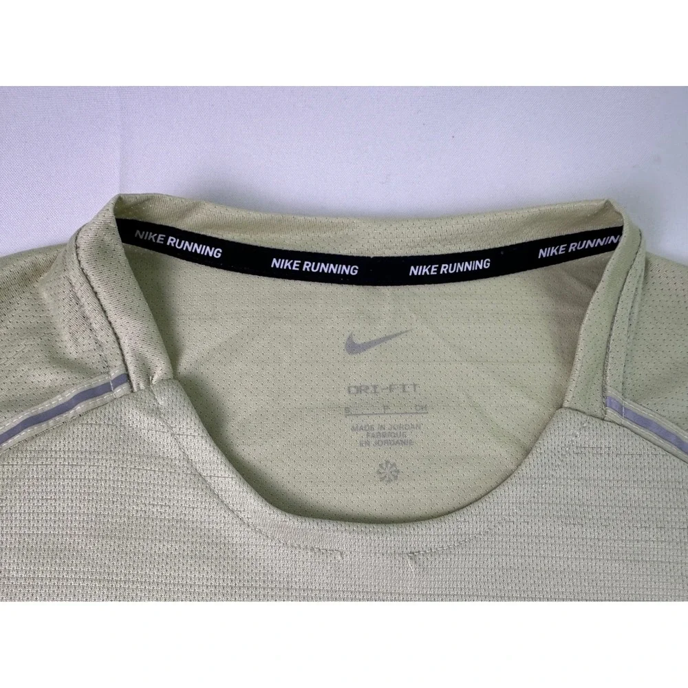 NEW Nike‎ Men's Small S Dri-FIT Running Tee T-Shirt Light Green Move To Zero